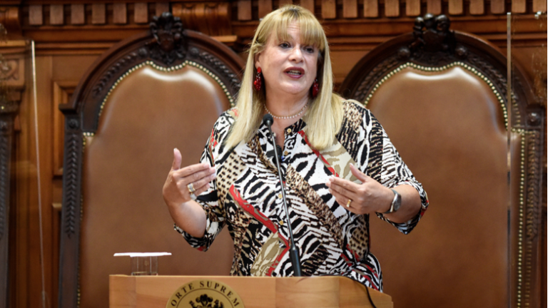 Suspensión de ministro Diego Simpertigue por trama “Muñeca Bielorrusa”