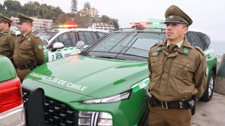 Plan Navidad Segura refuerza vigilancia en polos comerciales de Valparaíso y Viña